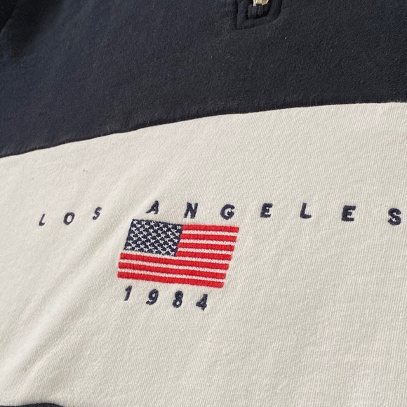 White and navy Brandy Melville sweater - Picture 2 of 2